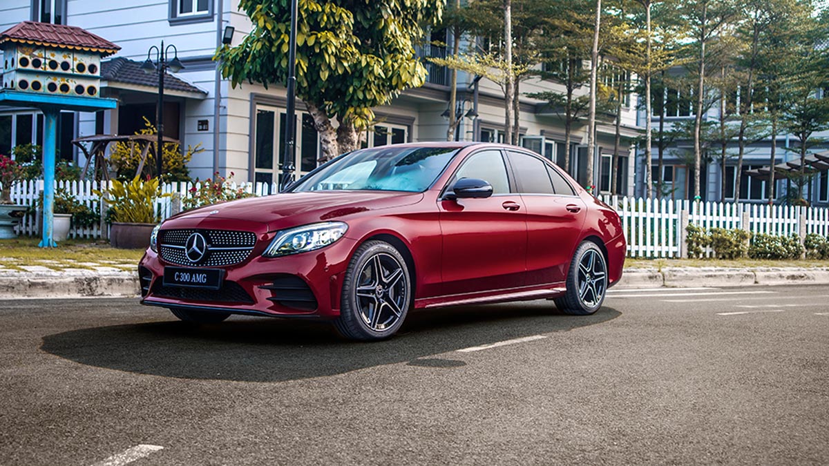 Mercedes-Benz_0009_C-300-AMG